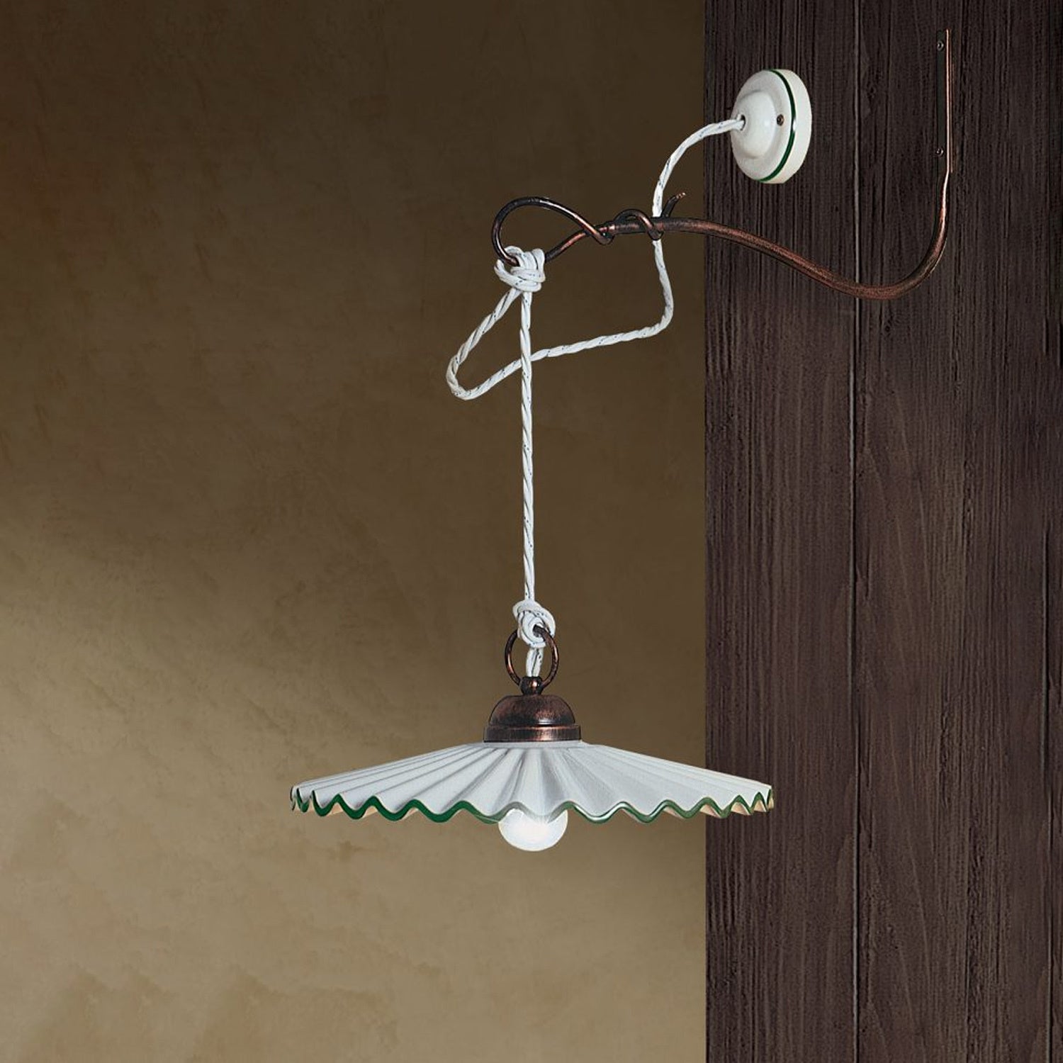 Applique Braccio Classica L'Aquila Metallo Ceramica Nero Sfumato Rame 1 Luce E27