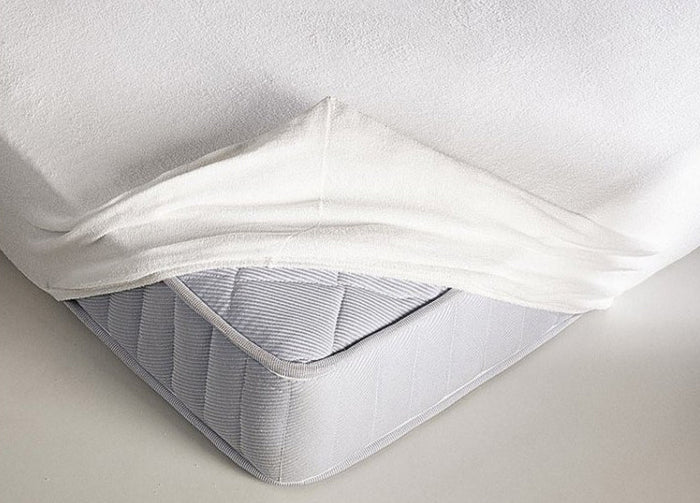 Coprimaterasso Con Maxi Angoli Elasticizzati Modello Quick Liscio - Matrimoniale - Quick