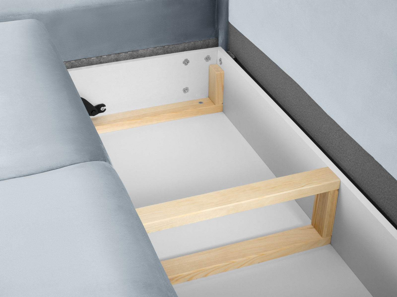 Cosmopolitan Design - Divano convertibile angolare sinistro con contenitore "Kyoto" 5 posti in velluto azzurro 