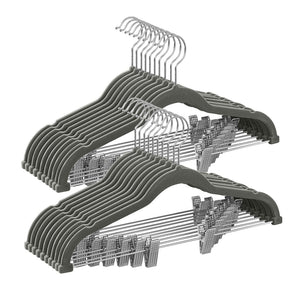 Confezione da 12 grucce in velluto per pantaloni con clip removibili antiscivolo salvaspazio modello per adulti per abiti cappotti top con cinghie grigio 12_0006182