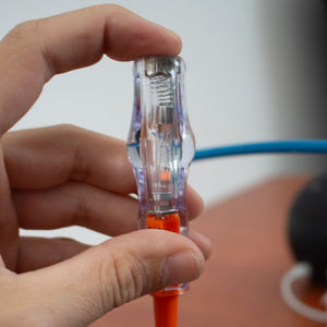 Cacciavite Cercafase 100–500V AC Punta 3mm Lunghezza 140mm con Indicatore al Neon, Impugnatura Isolata Trasparente, Tester di Tensione Professionale