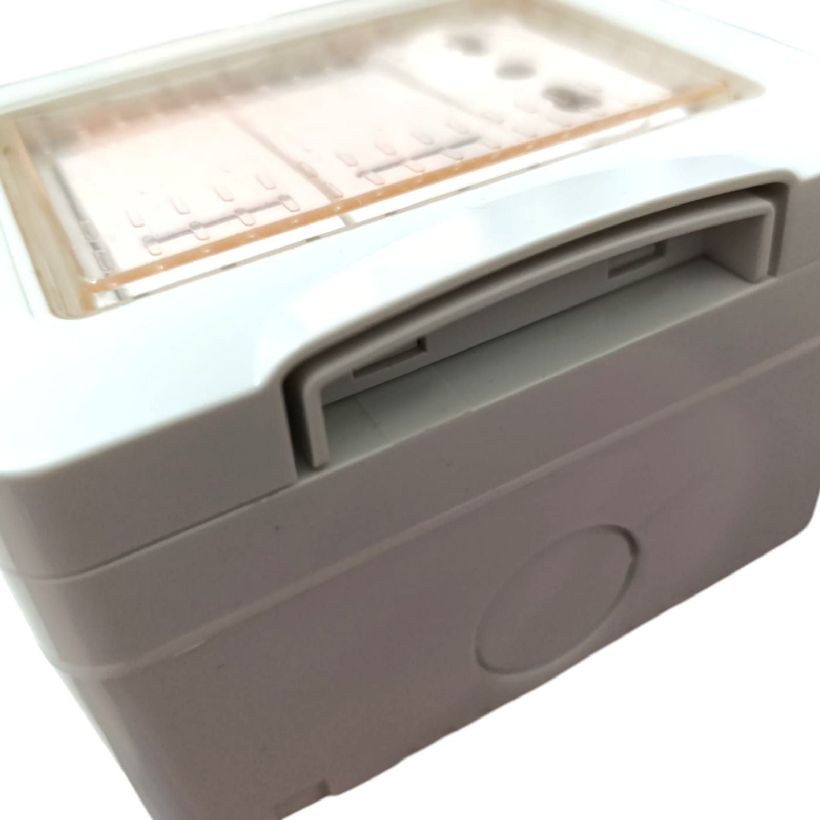 Cassetta Placca Stagno Da Esterno 3 PostI Presa Bipasso + 2 Interruttori IP55