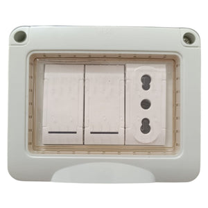 Cassetta Placca Stagno Da Esterno 3 PostI Presa Bipasso + 2 Interruttori IP55