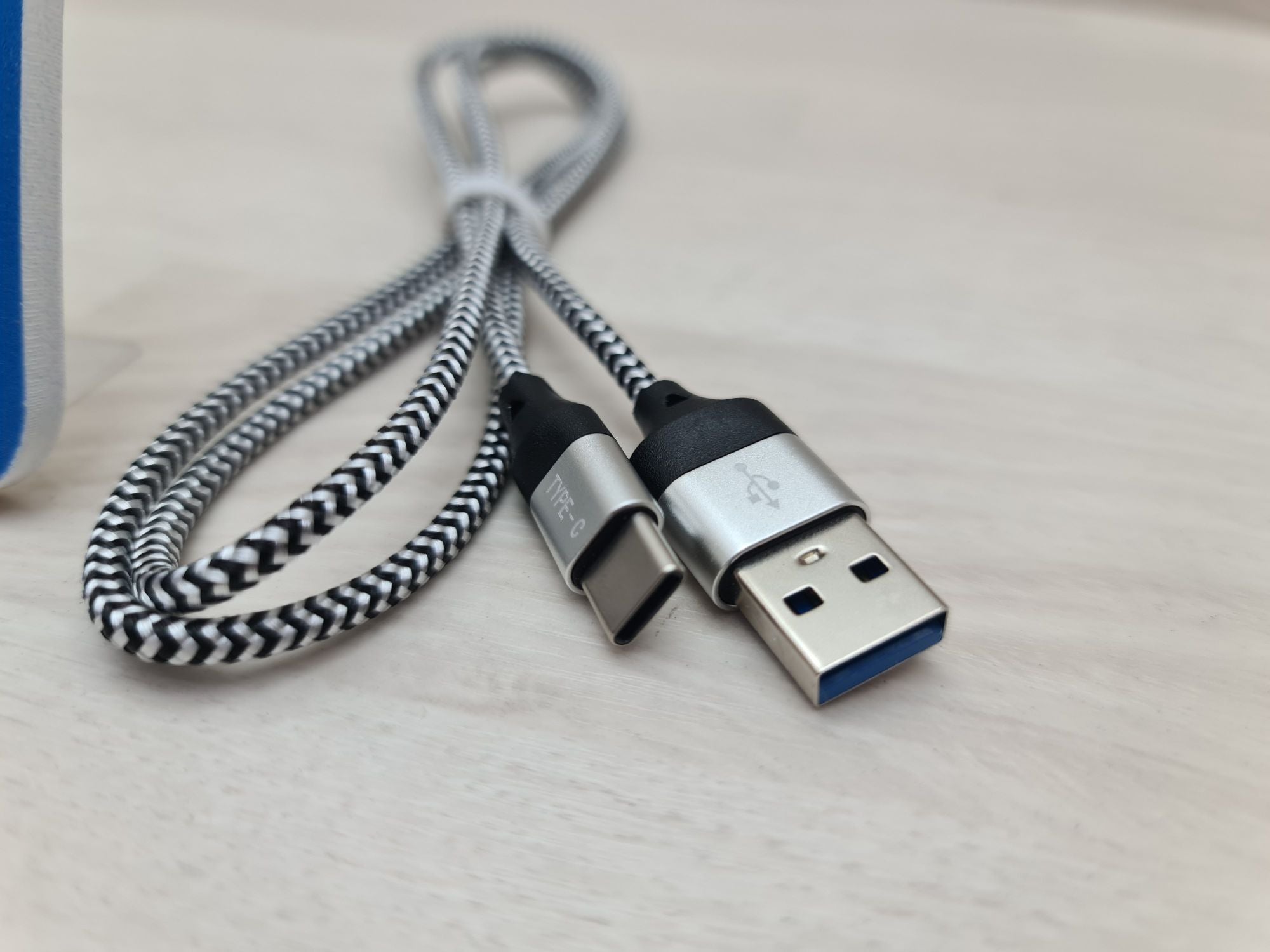 Cavo USB type-C 1Mt 2 Pezzi 3A Ricarica Rapida Nylon Intrecciato compatibile con gli smartphone tablet PC