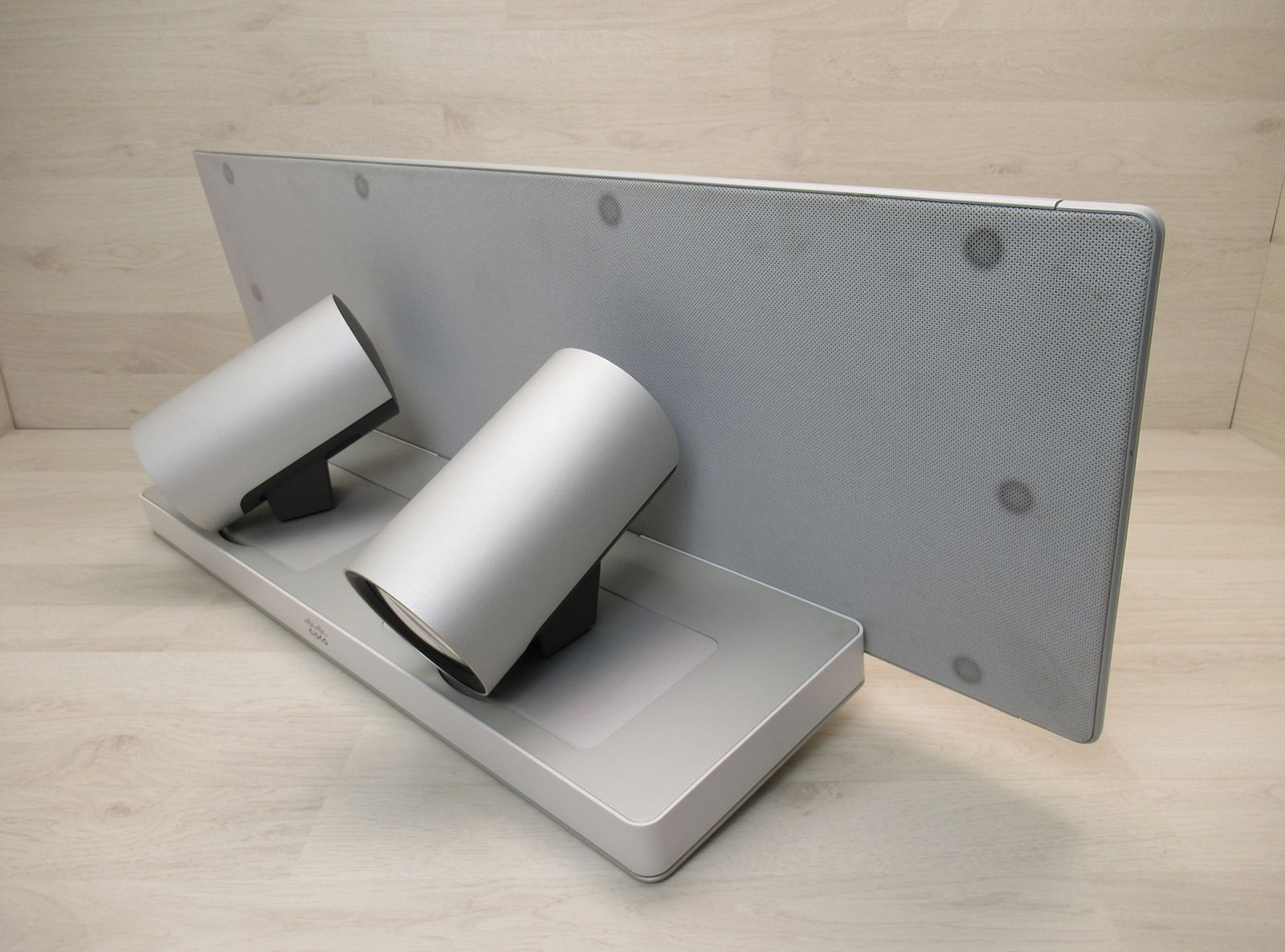 Cisco TelePresence SpeakerTrack 60 Doppia Fotocamera TTC8-09 con Alimentatore - Usato No Confezione