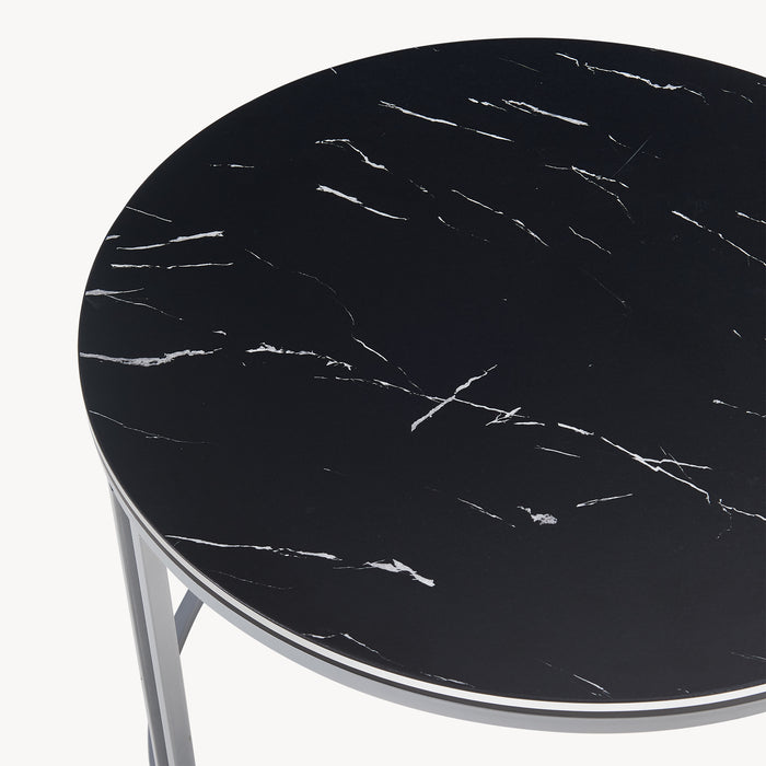 Tavolino Basso da Caffè 'Aulum' Piano Rotondo - Effetto Marmo Nero / Argentato [en.casa]