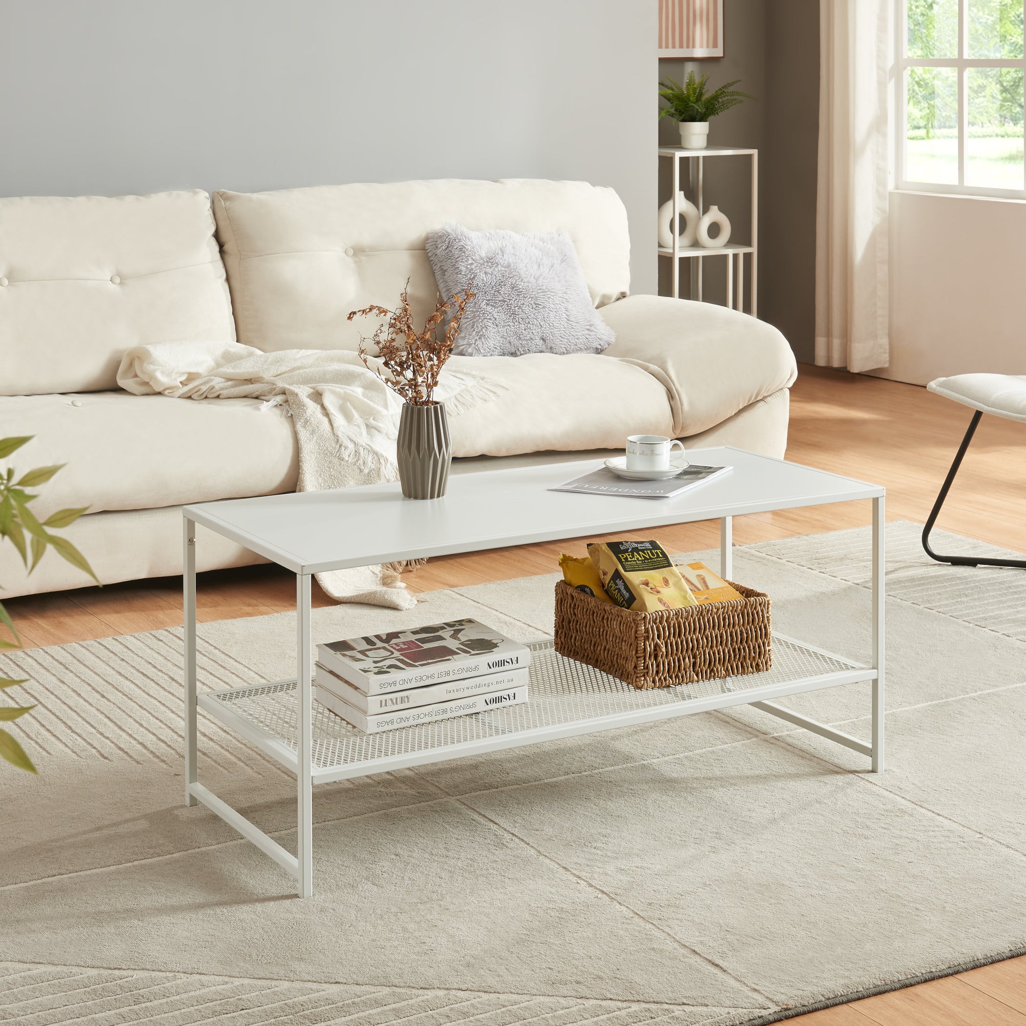 Tavolino Basso Ruokolahti in Acciaio Ripiano Reticolato - Bianco opaco [en.casa]