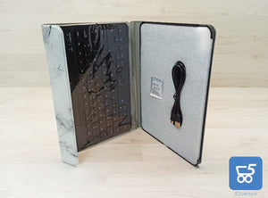 Custodia con Tastiera per iPad 10.9 2020 Effetto Marmo Layout US con Adesivi Italiani