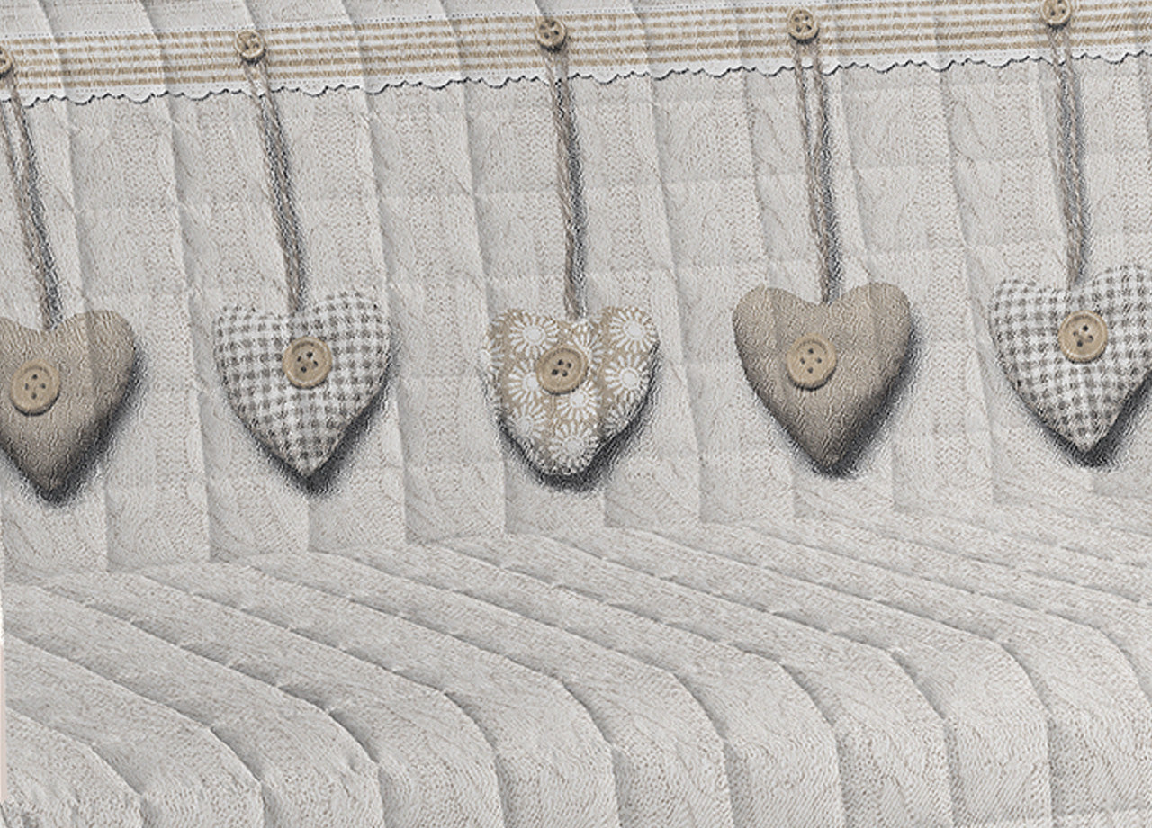Copridivano Trapuntato Disegno Cuore Appeso - 4 Posti - Beige