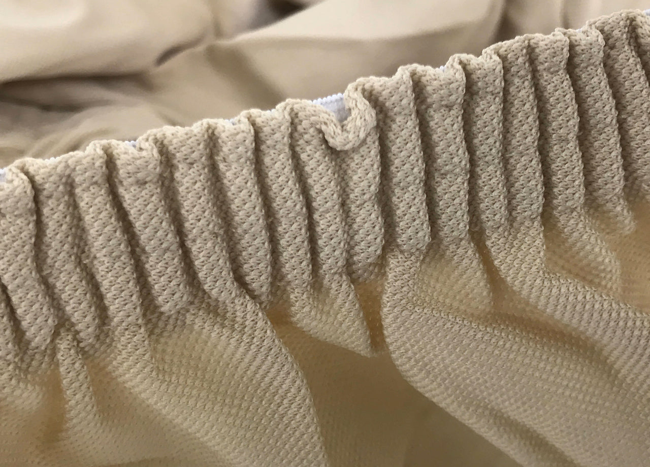 Copridivano E Copri Poltrona Antimacchia Sofà Elasticizzato Modello Magico - Seduta - Panna