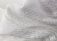 Copridivano Tinta Unita Elasticizzato Antimacchia Modello Sagomato Colore Bianco - Poltrona - Bianco