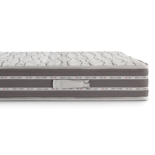 Materasso MADE IN ITALY DIAMOND 160X190 con Memory Foam, rivestimento in tessuto antiacaro millerighe Carbon e fascia traspirante laterale
