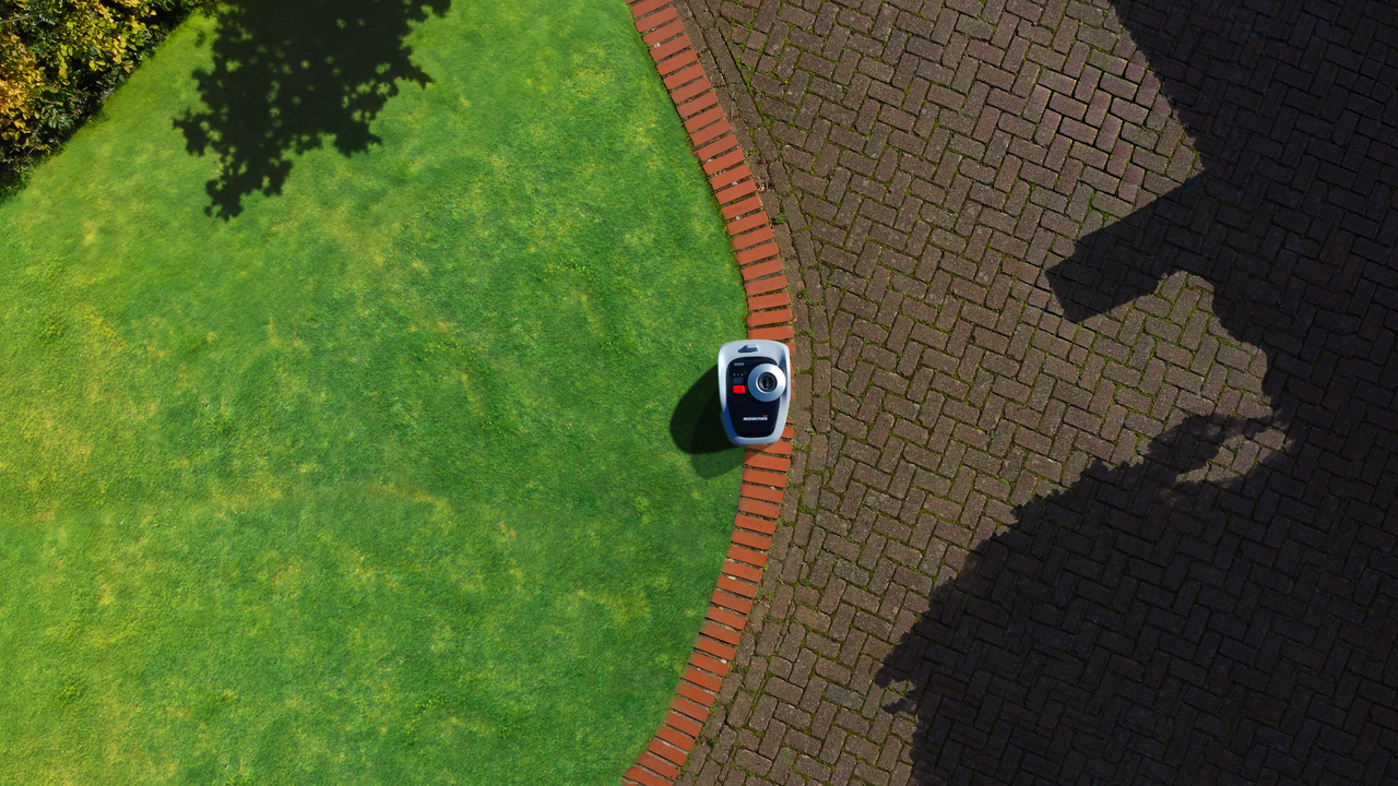 Navimow - Robot tagliaerba i105E, copertura 500mq, senza cavo perimetrale, mappatura assistita attivata da IA, connettivit√† iot, aree di taglio personalizzabili