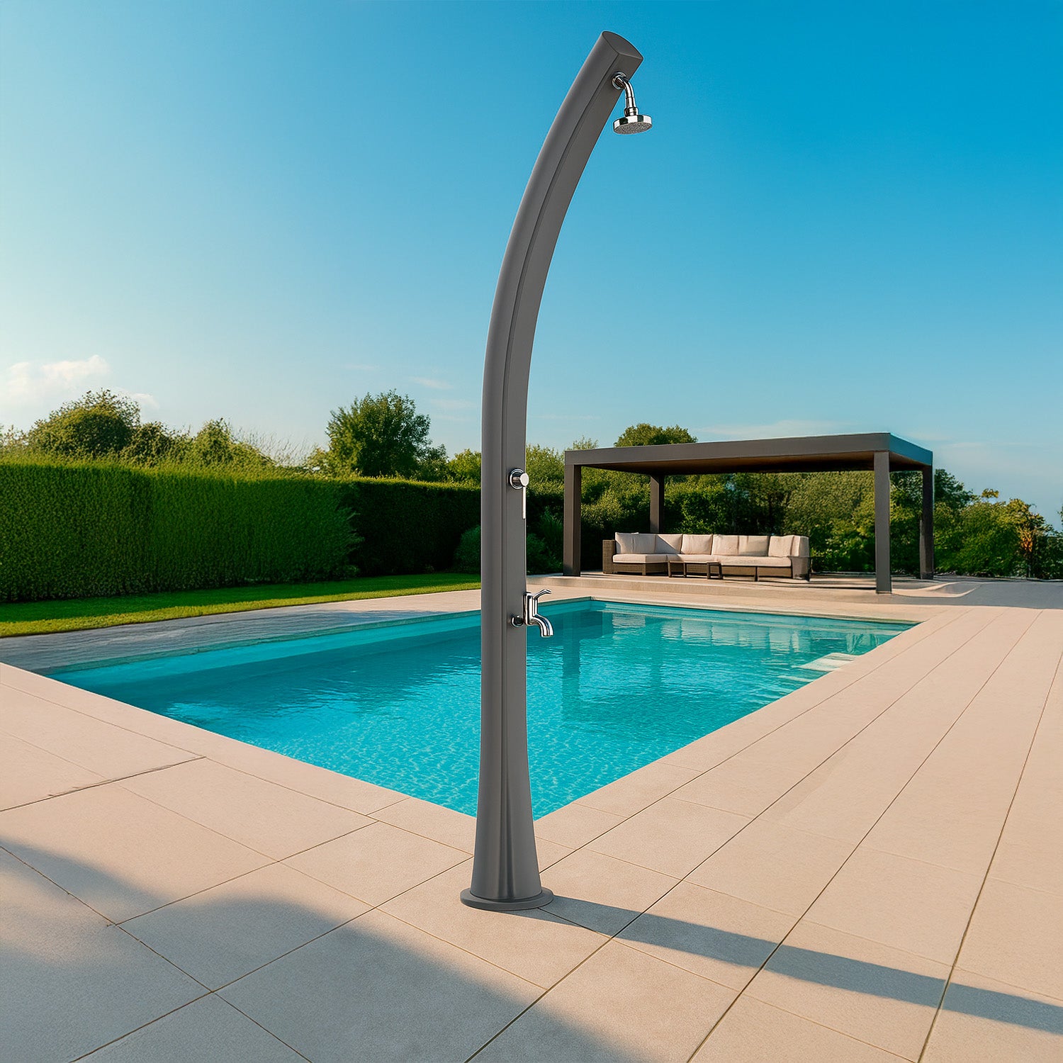 Starmatrix Rio Doccia Solare Curva In Polietilene Serbatoio 25 l Con Lavapiedi Grigio Soffione Rotondo Serbatoio 25 Litri Con Lavapiedi Accessori e Rubinetti In Ottone