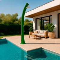 MPC Doccia Verde Acqua Calda Riscaldamento Solare in Polietilene HD Altezza 226 cm Serbatoio 40 Litri Soffione Rotondo Modello Rio XXL