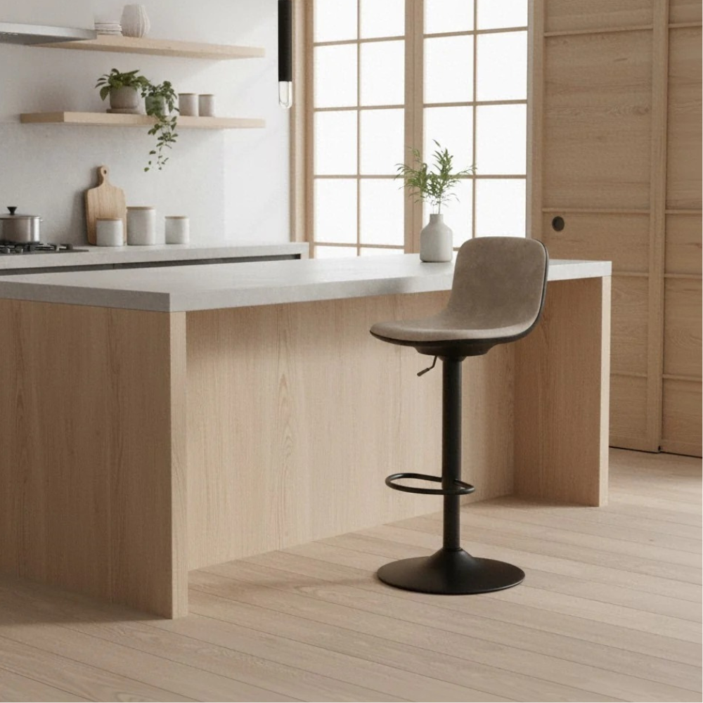 Evan, Set di 2 Sgabelli in microfibra Beige (39cm X 45cm H. 86/102cm)