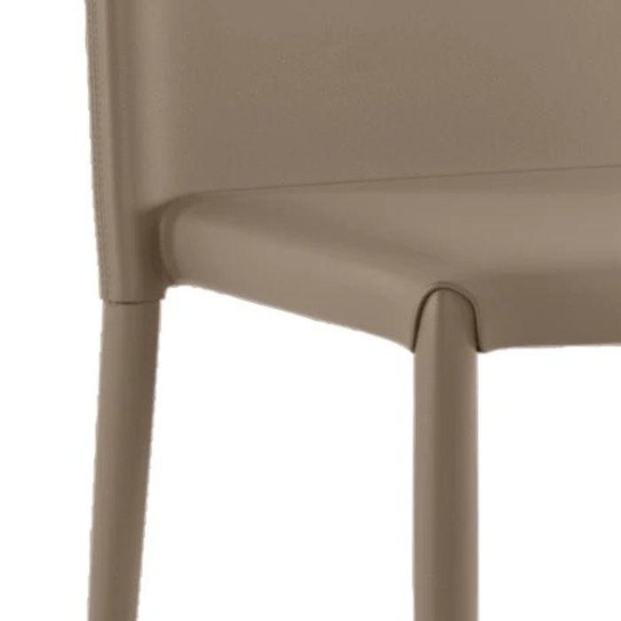 Arianna, Set di 4 sedie in similpelle Tortora (40cm X 42cm H. 96cm) | Duzzle