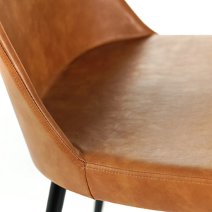 Gaelia, Set di 4 sedie in soft-touch Caramello (52cm X 45cm H. 85cm) | Duzzle