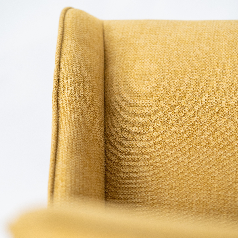 Erythea, Set di 4 sedie in tessuto Giallo (62cm X 49.5cm H. 87cm) | Duzzle