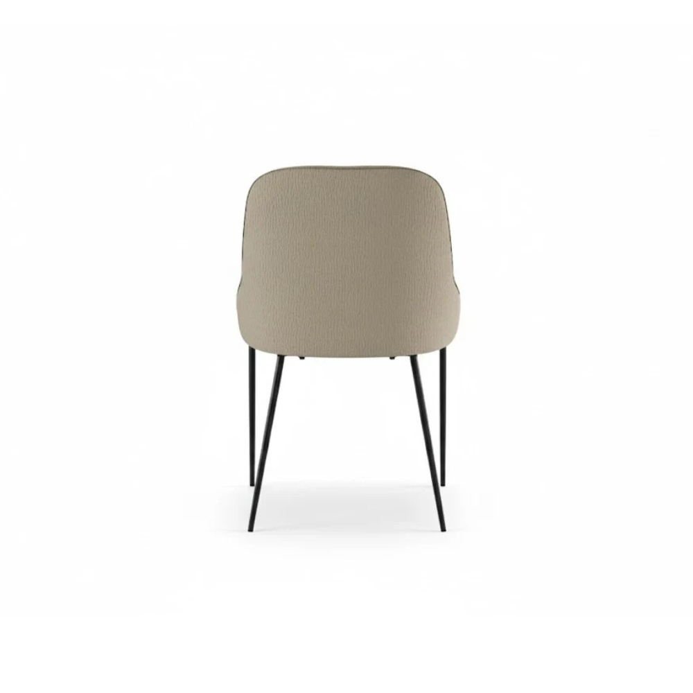 Set di 4 sedie da pranzo imbottite in tessuto beige Harmony con struttura in metallo facili da pulire | Duzzle
