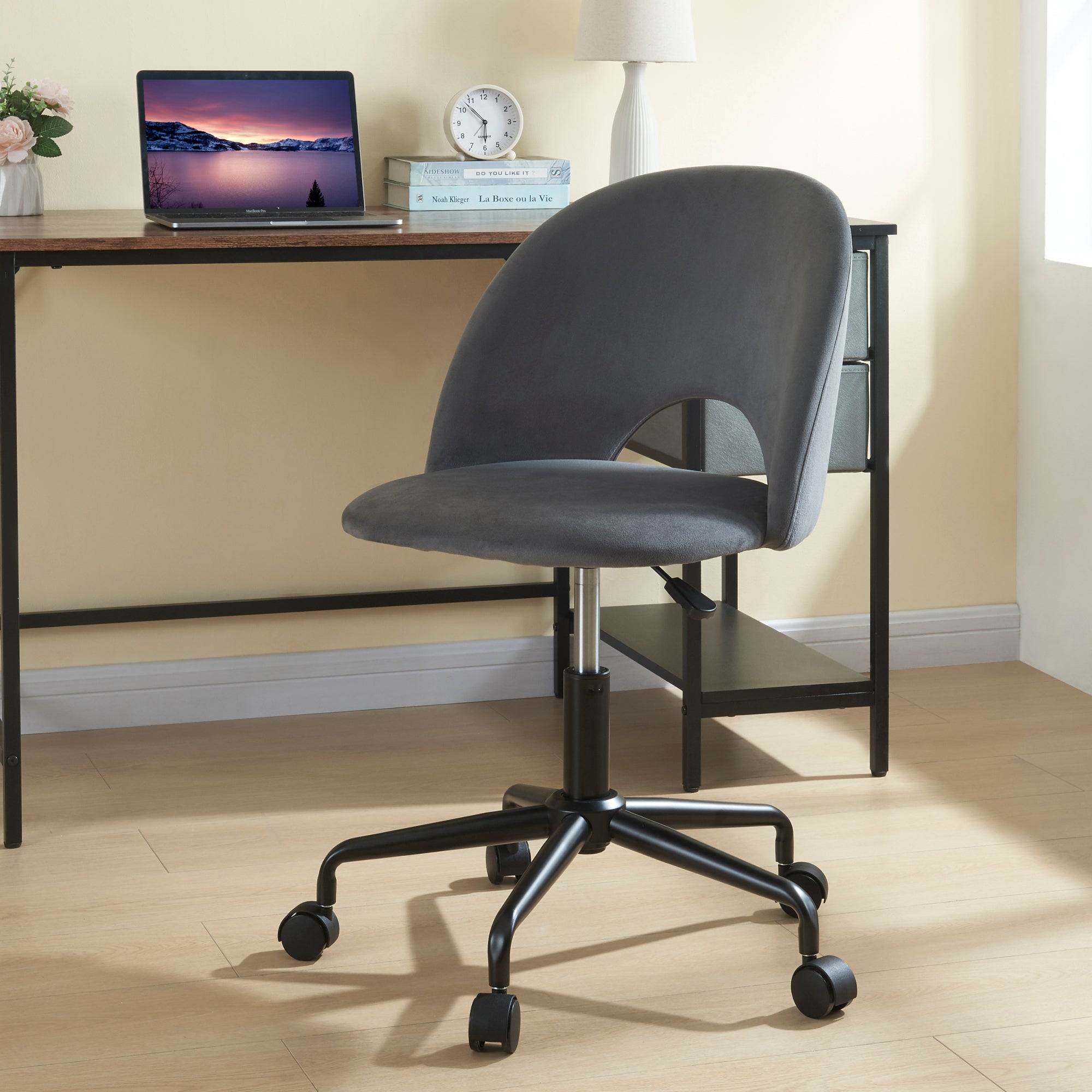 Sedia Girevole Kajaani da Scrivania Effetto Velluto Grigio [en.casa]