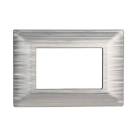 Placca Plastica Serie Solar 3P Colore Silver Satinato Compatibile Con Bticino Matix