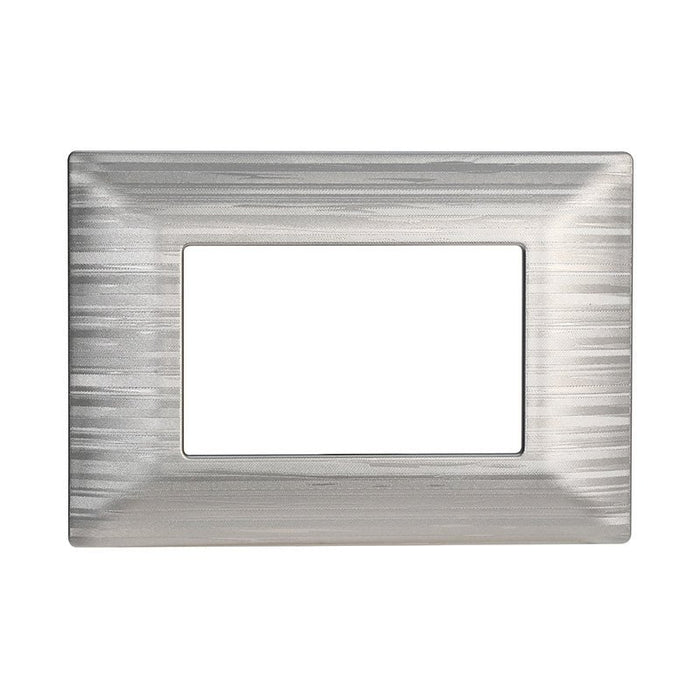 Placca Plastica Serie Solar 3P Colore Silver Satinato Compatibile Con Bticino Matix