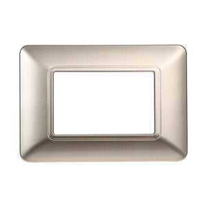 Placca Plastica Serie Solar 3P Colore Titanio Compatibile Con Bticino Matix