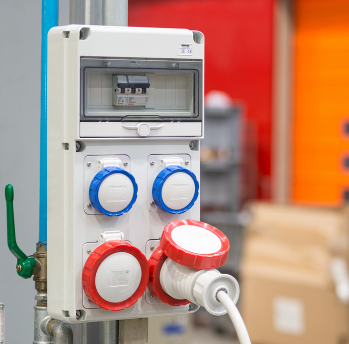 Gewiss centralino parete 5 moduli 2 flange stagno ip65 gw68018n