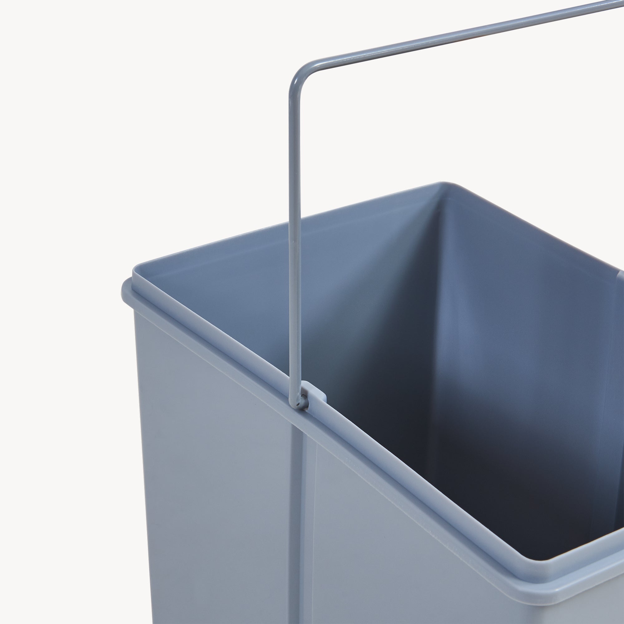 Pattumiera Estraibile Froland con Bidone Sotto Lavello da 20 L - Grigio [en.casa]