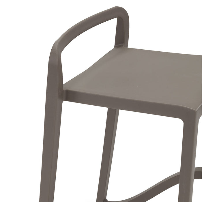 Set 6 sgabelli in polipropilene EOLO altezza seduta 65cm, impilabile, idrorepellente, resistente ai raggi UV, design moderno e innovativo, ideale per la cucina, la veranda o giardino colore Bianco