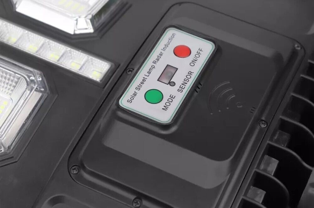 FARO LED LAMPIONE STRADALE 1200W PANNELLO SOLARE SENSORE CREPUSCOLARE IP65