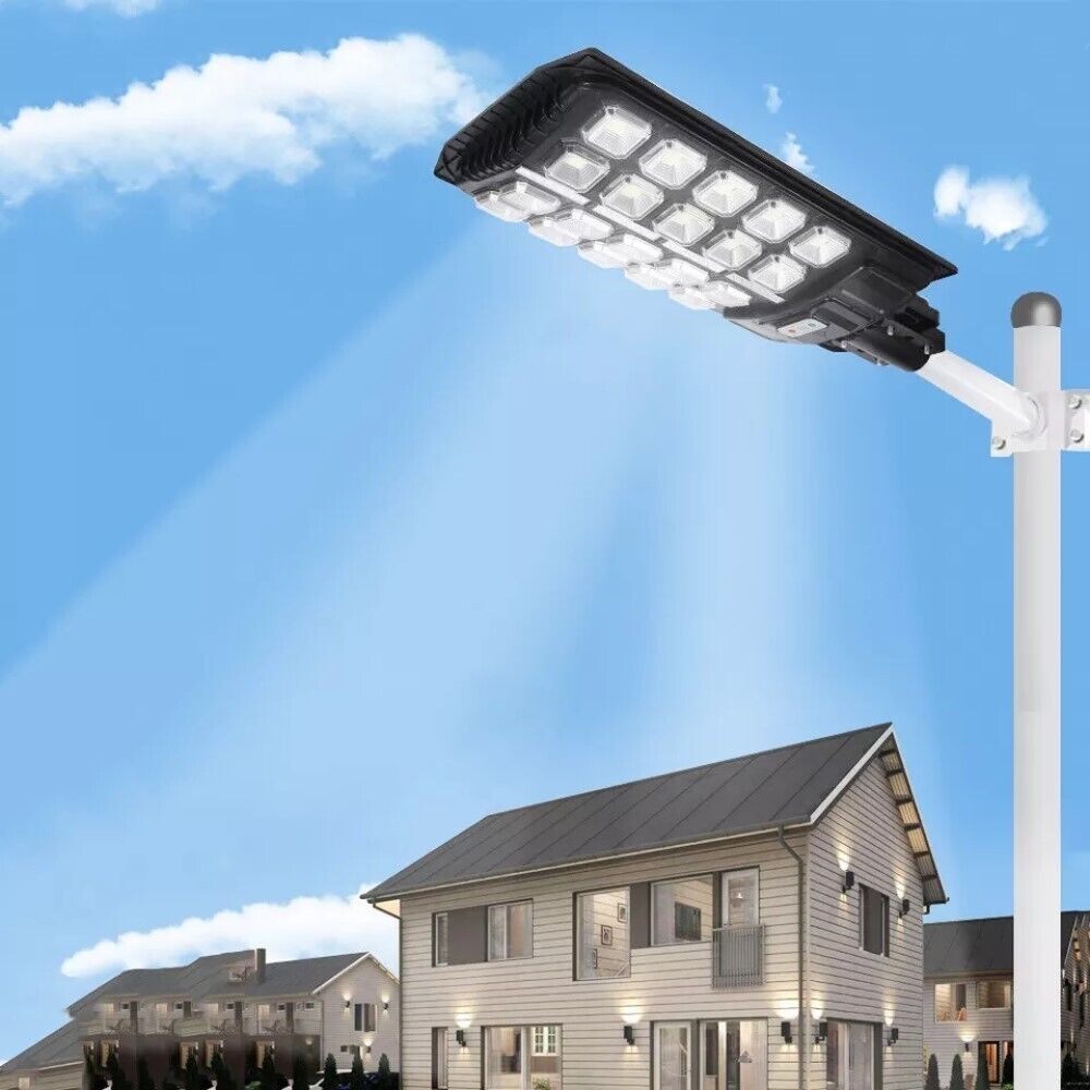 FARO LED LAMPIONE STRADALE 1200W PANNELLO SOLARE SENSORE CREPUSCOLARE IP65