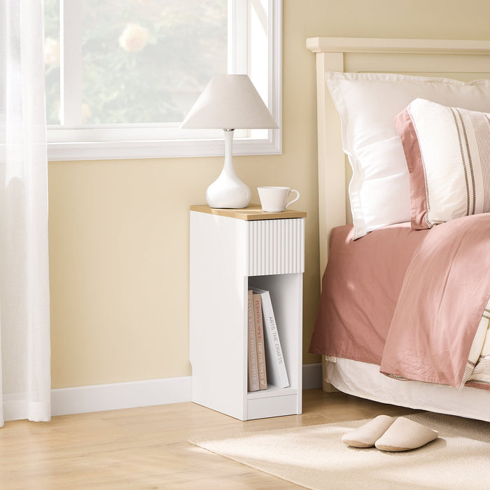 SoBuy Tavolino da notte stretto di 20 cm di larghezza con cassetto a design ondulato, Tavolino stretto per divano, Tavoli da notte per camera da letto e soggiorno, colore bianco e legno 20 x 35 x 60 cm FBT111-W