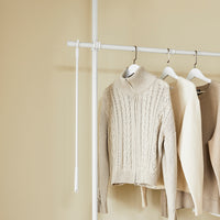 SoBuy FRG109-II-W Telescopic Appendiabiti da Terra, Robusto Stand Appendiabiti con Aste, Armadio Aperto Regolabile per Camera da Letto, Porta Abiti Bianco