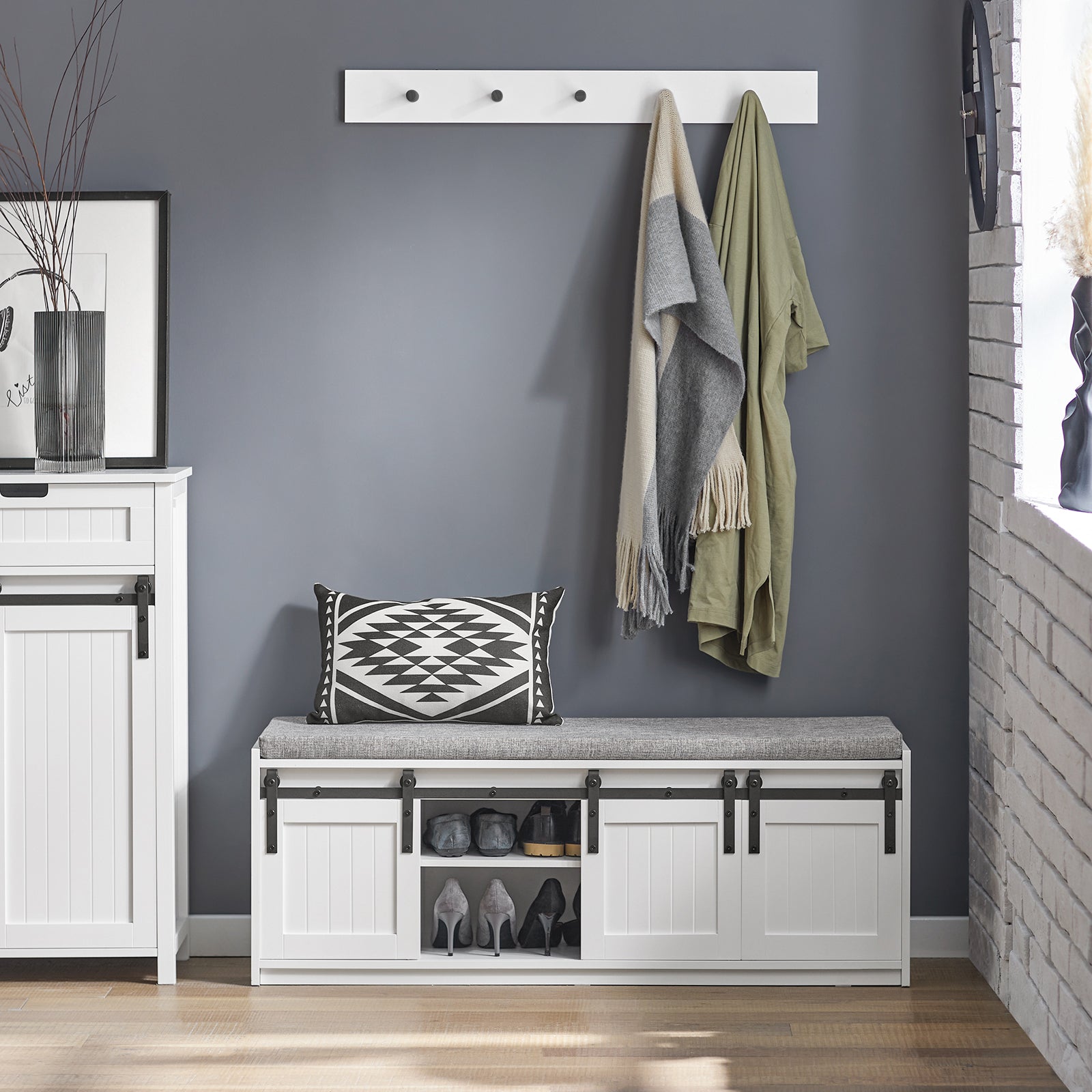 Scarpiera con seduta Panca con vano contenitore scarpiera con ante scorrevoli 120x35x45cm FSR133-W SoBuy