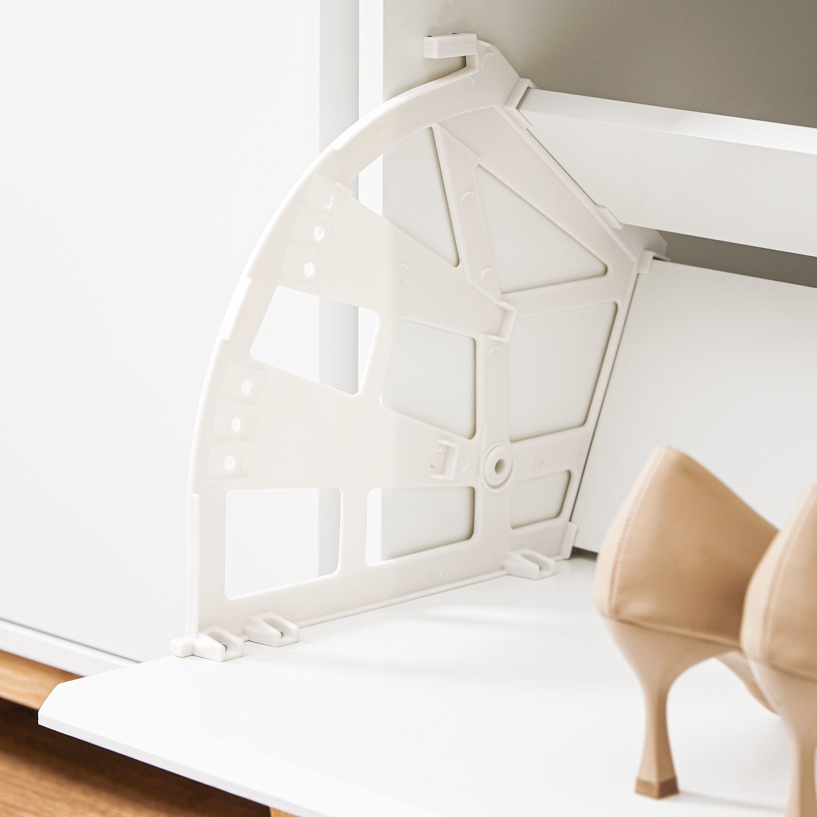 SoBuy Scarpiera con Ribalta Scarpiera con Panca Imbottita, Scarpiera Salvaspazio, Mobile da Ingresso, Bianco-Naturale, 60x34x55 cm FSR191-WN