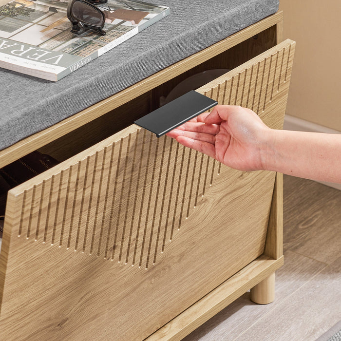SoBuy Scarpiera Panca Ingresso Scarpiera Salvaspazio Slim con Cuscino - Panca Contenitore con Ribalta per Scarpe - Adatta a Ingresso, Corridoio - Legno Chiaro e Grigio, 60x24x50cm, FSR199-N