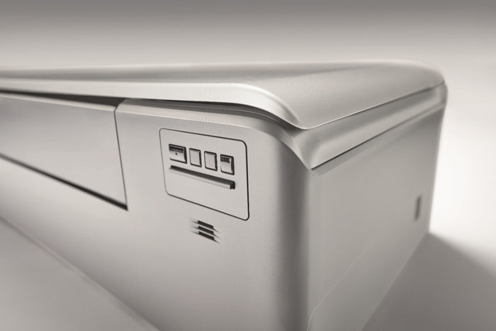 Climatizzatore Condizionatore Daikin Bluevolution Inverter serie STYLISH TOTAL SILVER 12000 Btu FTXA35BS R-32 Wi-Fi Integrato Classe A+++ Colore Grigio - Garanzia Italiana