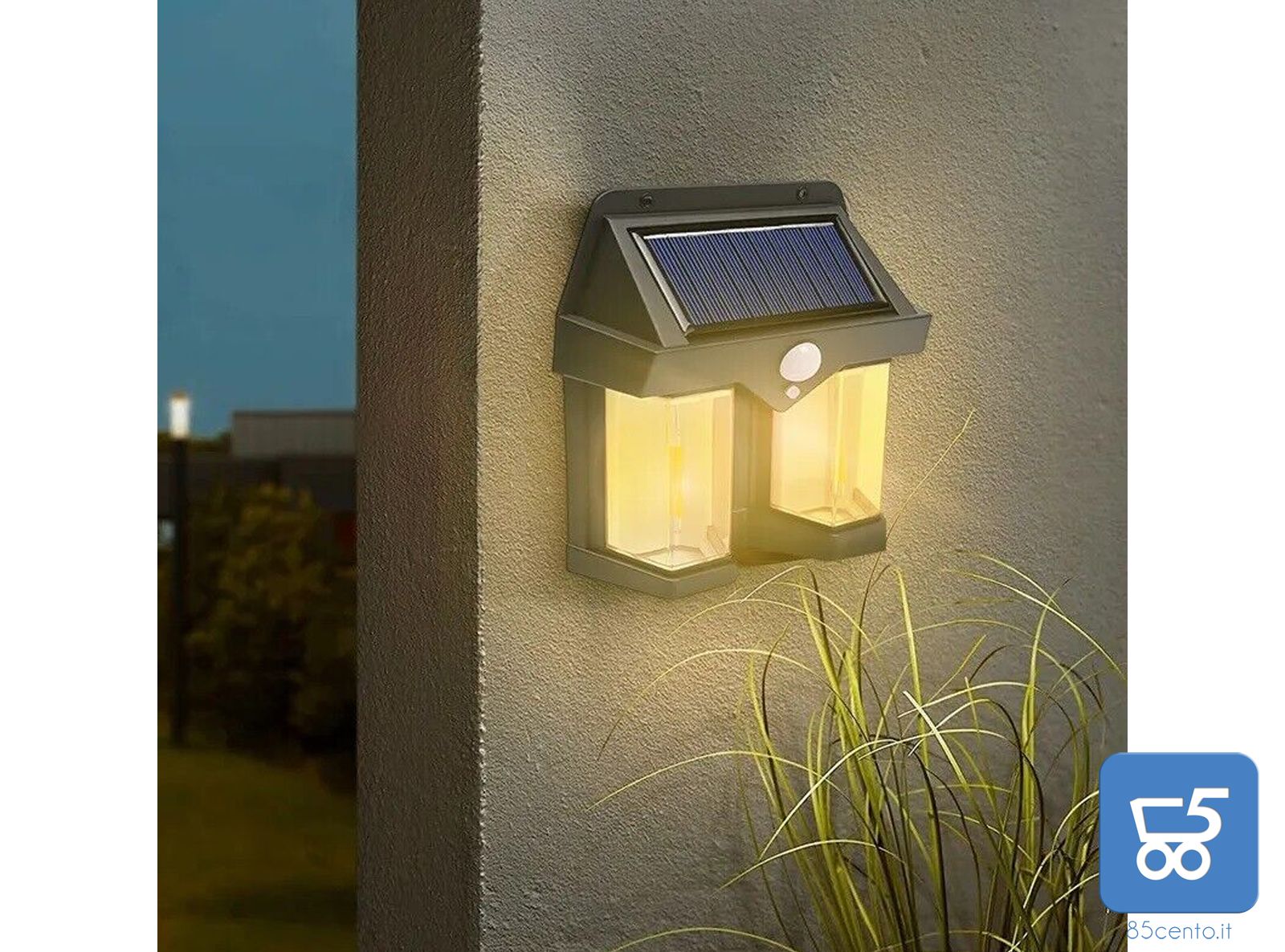 Faretto Solare LED Luce Calda Resistente all'Acqua Sensore di Movimento Auto Spegnimento