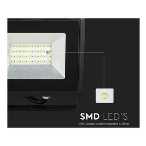 Faro Led Flood Light 20W Carcassa Nera IP65 Caldo 3000K Super Slim SKU-215946