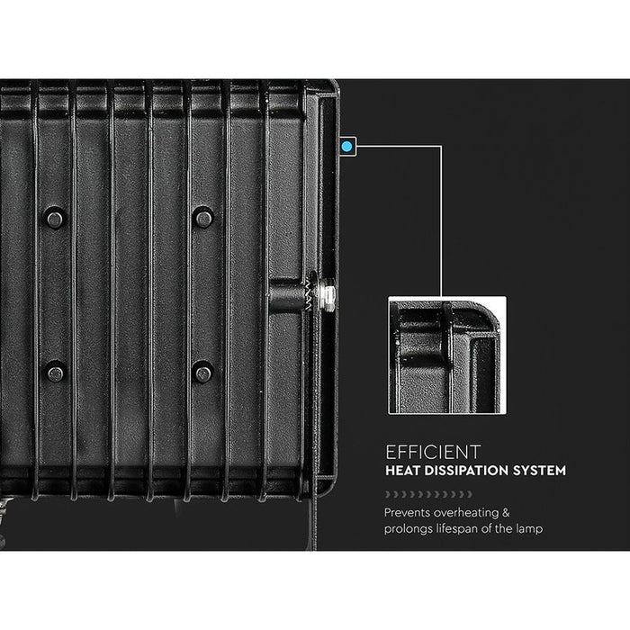 Faro Led Flood Light 20W Carcassa Nera IP65 Freddo 6400K Super Slim SKU-215948