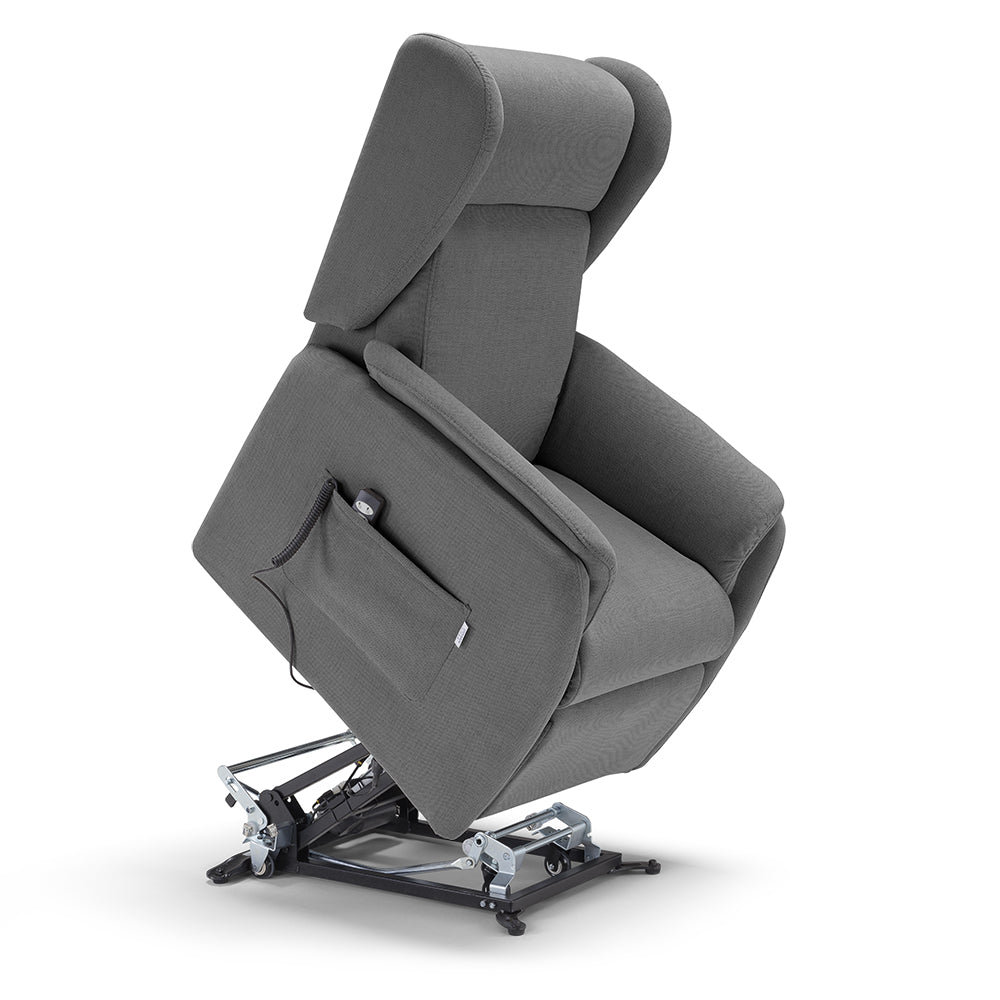 Poltrona relax elettrica FIRENZE MADE IN ITALY per anziani e disabili, 2 motori, 4 ruote, con Kit Batteria, tessuto antimacchia, colore Grigio Grafite