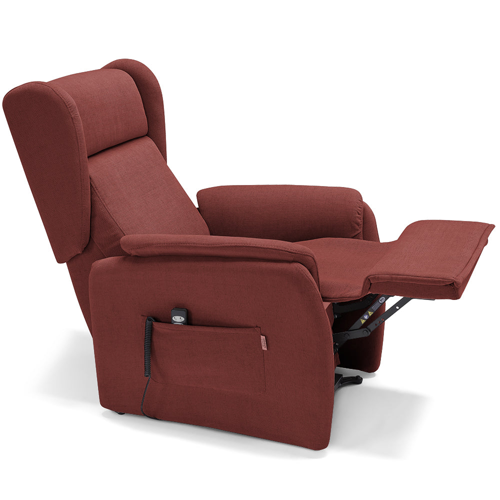 Poltrona relax elettrica FIRENZE MADE IN ITALY per anziani e disabili, 2 motori, 4 ruote, tessuto antimacchia, colore Rosso