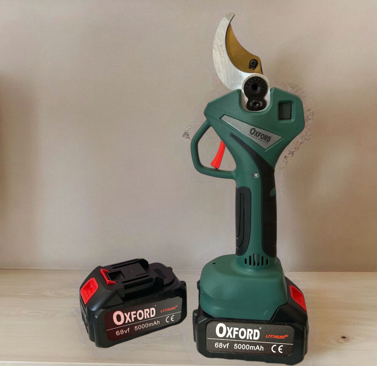 Forbice Da Potatura A Batteria Cesoia 68Vf 5000mAH Taglio 45 mm 2 Batterie LX225