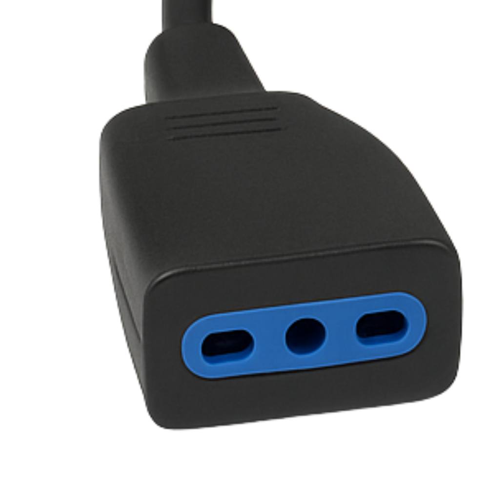 Ecova 32089 prolunga lineare con spina salvaspazio 16a e presa bipasso