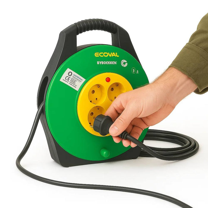 Ecova 32121 avvolgicavo 15 metri con 4 prese universali 10/16a e cavo h05vv-f