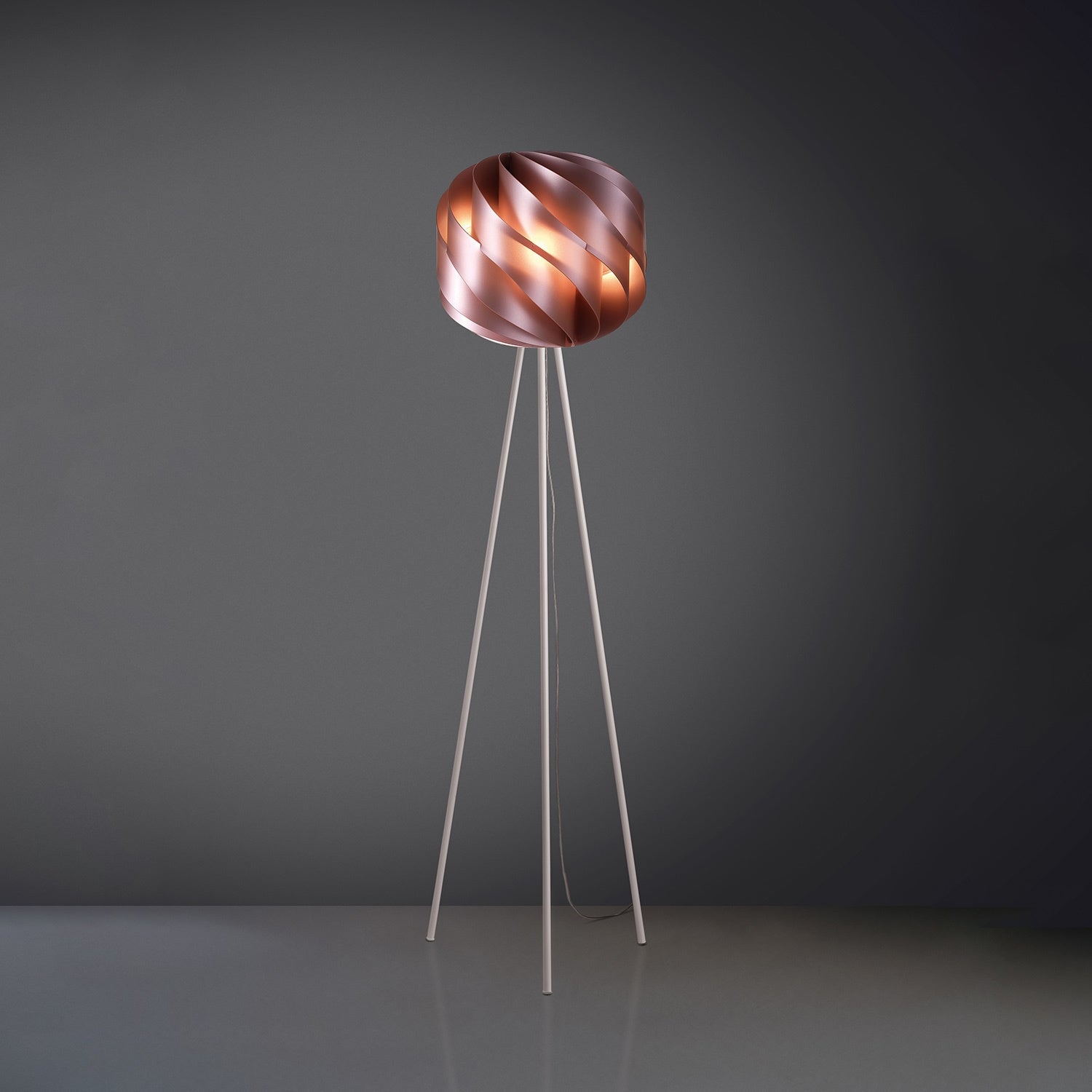 Piantana Moderna 3 Piedi Globe Polilux ® Pink Metal E Metallo 1 Luce E27