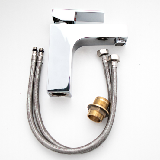 Miscelatore rubinetto lavabo da bagno erogazione con aeratore modello spazio