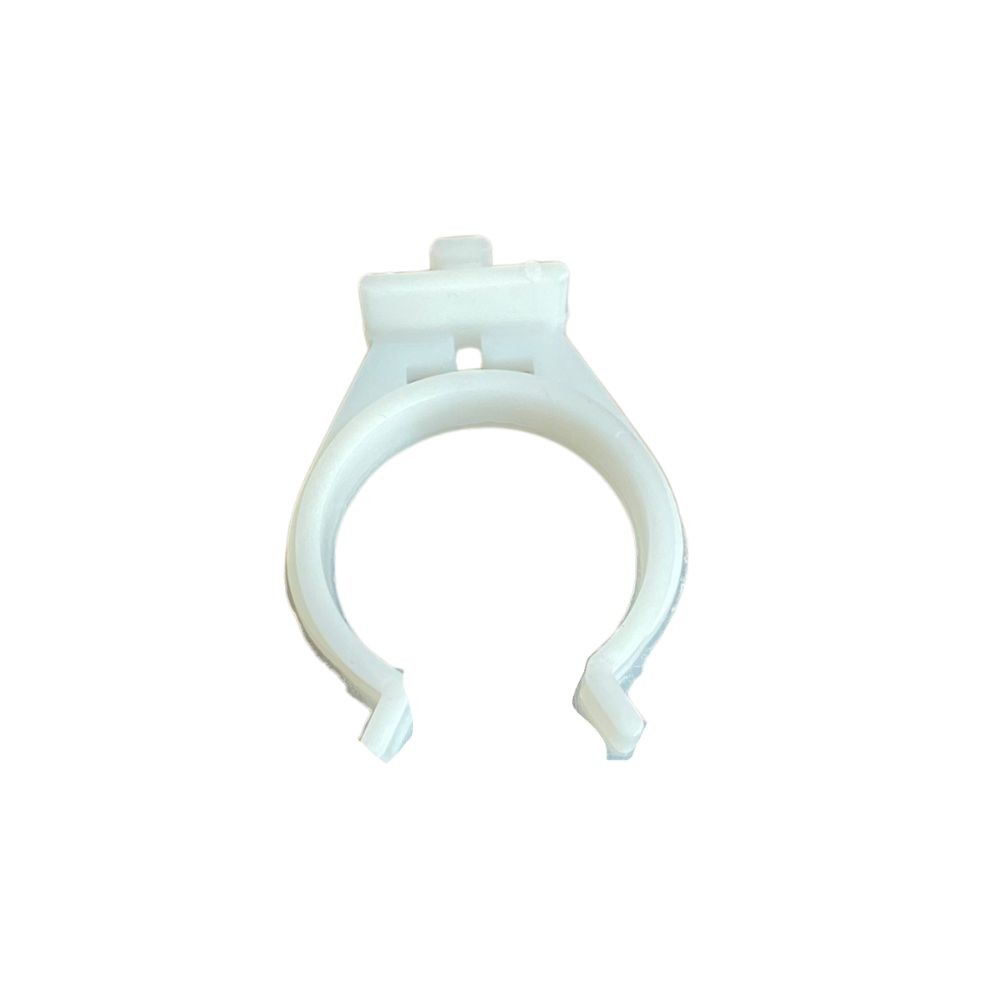 Gancio per zoccolo colore bianco BK03